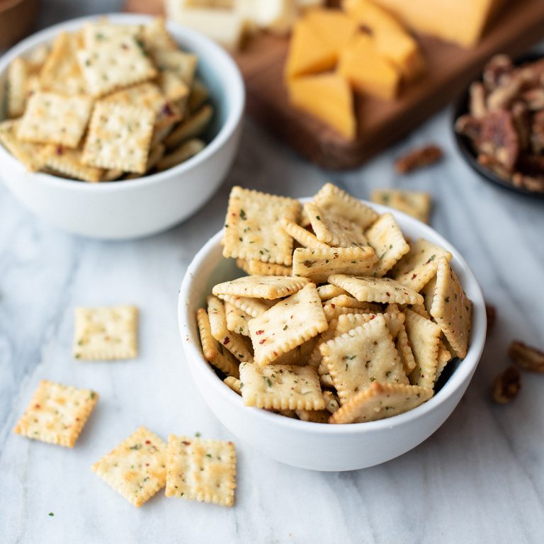 Zesty Cool Ranch Crackers5F 768x768