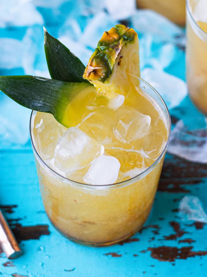 Tropical Mango Cocktail - superman cooks